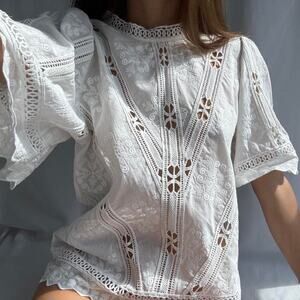 White lace bell sleeve top